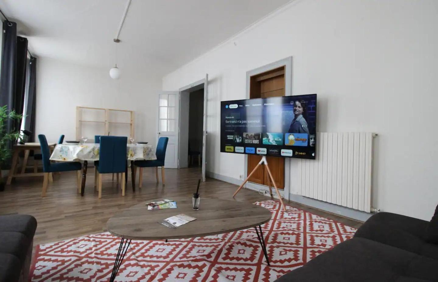 L'Amour De La Paix - Centre-Ville - Jardin - Proche Gare - Tv65"Primevideo - Ambiance Tres Chaleureuse - Parking Gratuit Sous-Video Surveillance Proche - Gere Par Presta-Zen'Services Verdún Habitación foto
